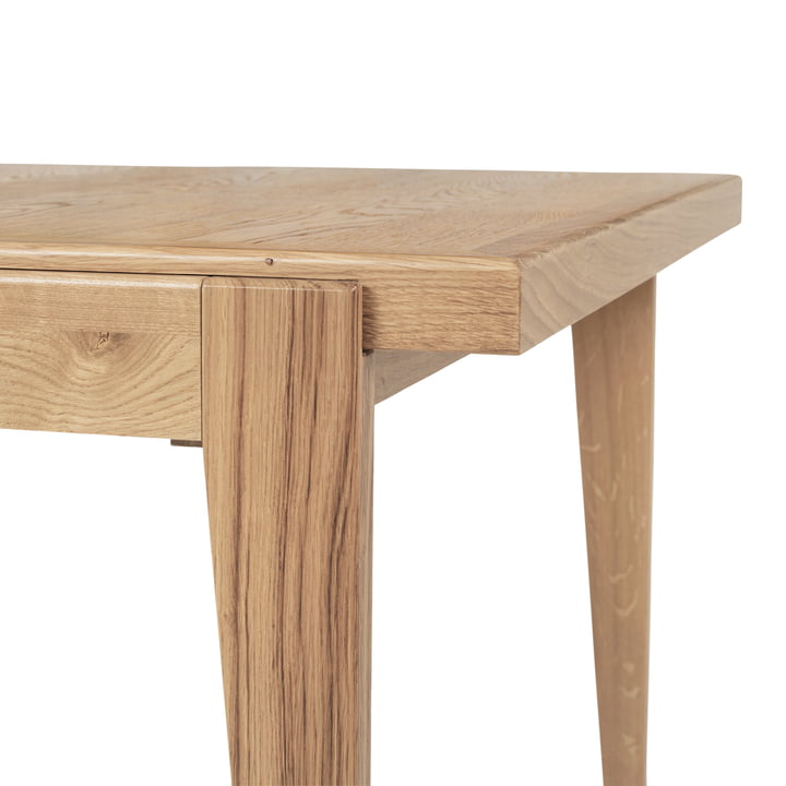 De S-Table gemaakt van hout in detail