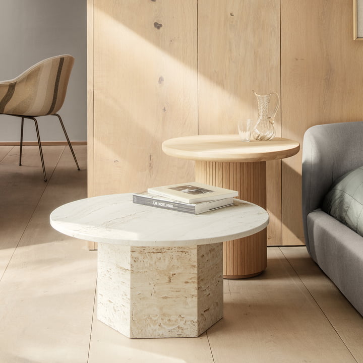 Heldere, lichtdoorlatende woonkamer met de Epic Coffee Table