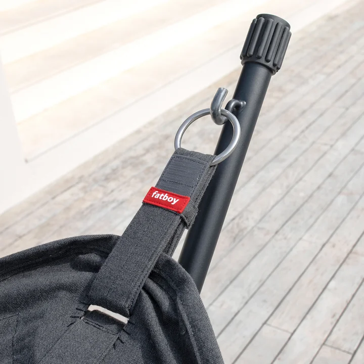 De beugels van de Headdemock Superb Deluxe hangmat van Fatboy