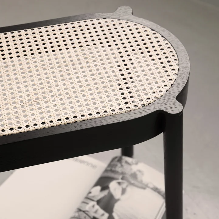 Bank met vlechtwerkzitting