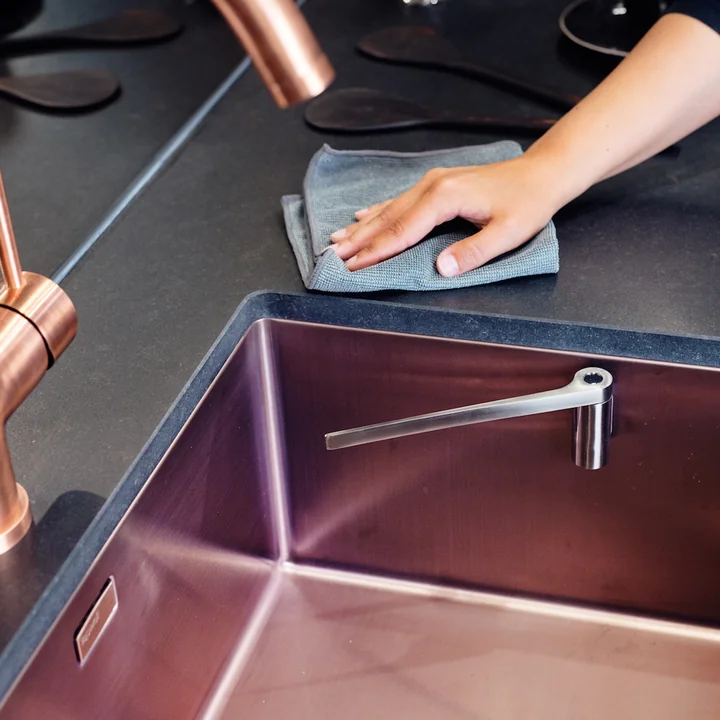 De theedoek houder, rechtstreeks van Happy Sinks heeft een nobele uitstraling