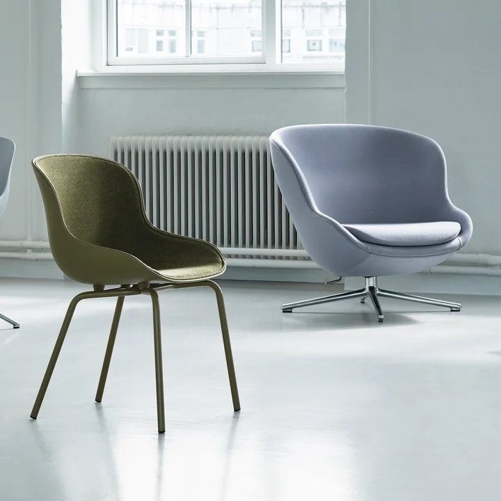 De Hyg stoelen en fauteuils van Normann Copenhagen staan voor warmte en comfort.