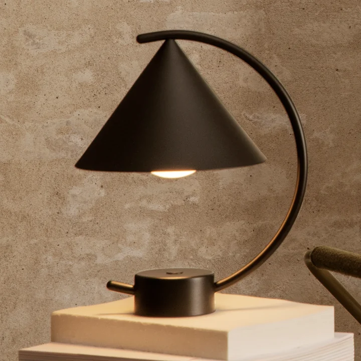 Ferm Living - Meridian Batterij LED Tafellamp, zwart