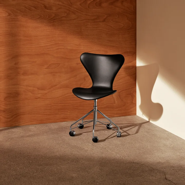 Serie 7 bureaustoel van Fritz Hansen