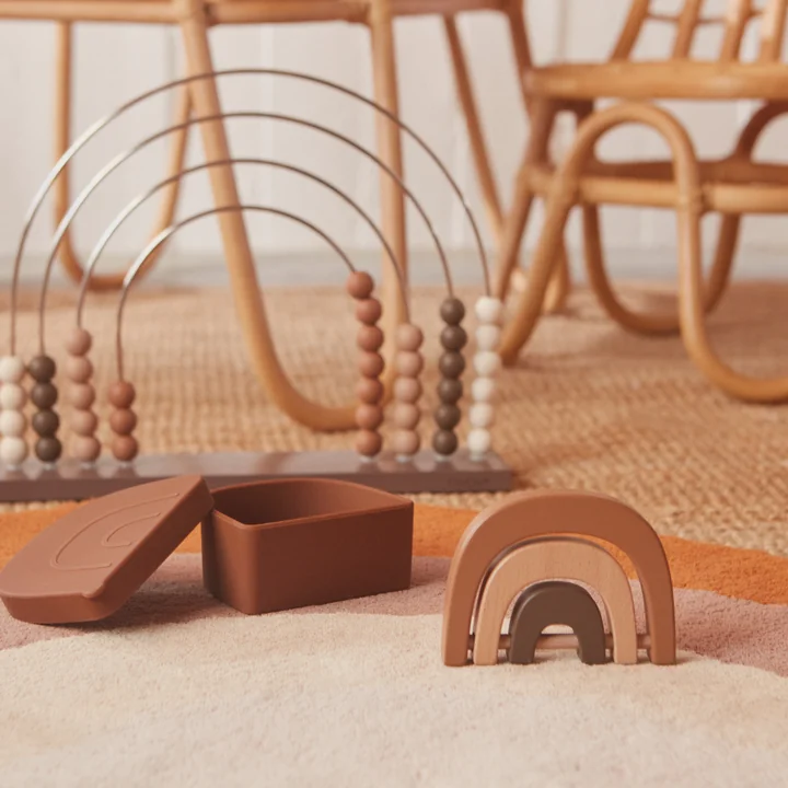 De Rainbow Abacus van OYOY stimuleert de motoriek