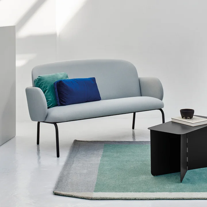 Minimalistische bijzettafel