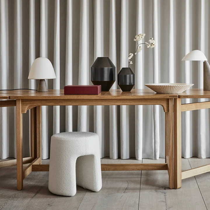 Sequoia Poef Ø 40 cm van Fredericia in lamsvel Moonlight