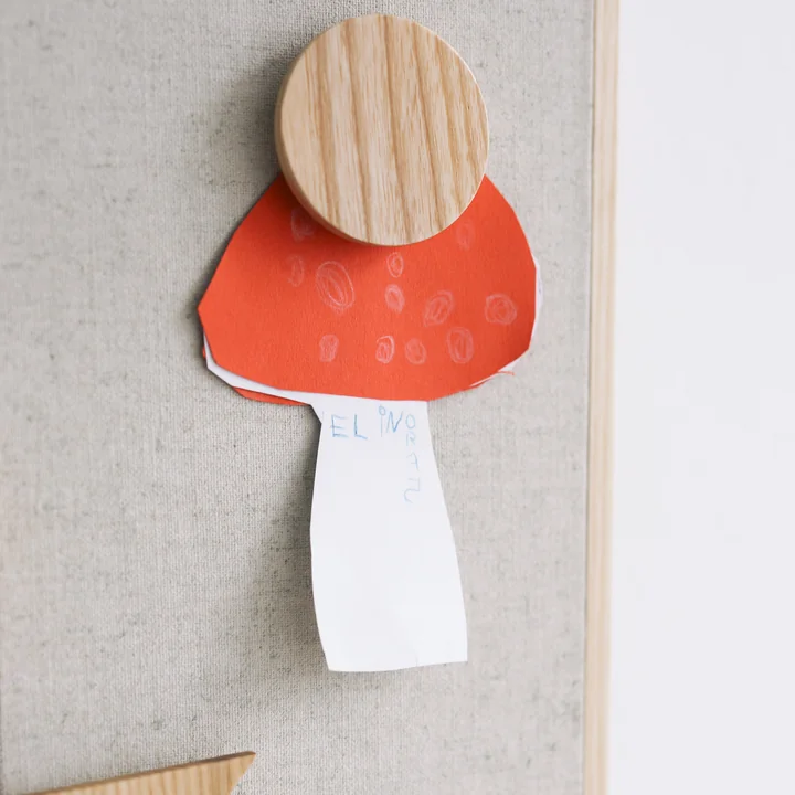 De magneten voor het prikbord van Nofred zijn geschikt voor foto's, knutselspullen en co.