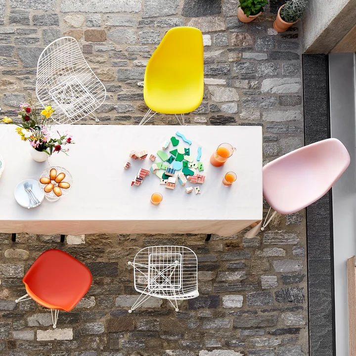Frisse kleuren met stoelen van Vitra