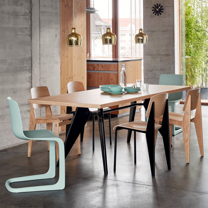 Combineer stoelen van Vitra