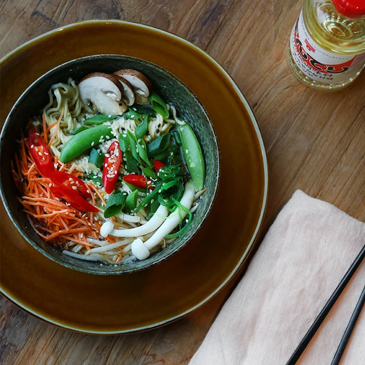 De Kyoto plaat van HKliving met Poke Bowl