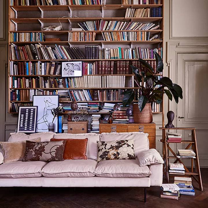 De Kyoto / Tokyo kussens van HKliving op een lichte bank