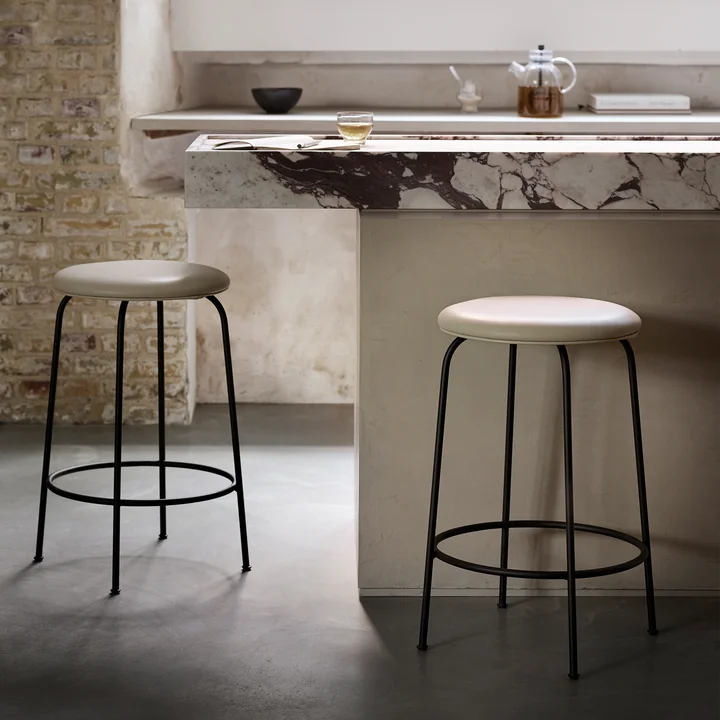 Afteroom Audo De barkruk van is een lichtgewicht