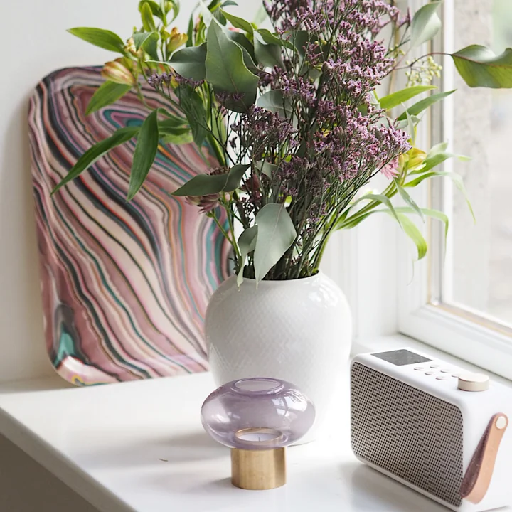 De Mush theelichthouder en de A Tribute to Wood Tray van applicata in combinatie