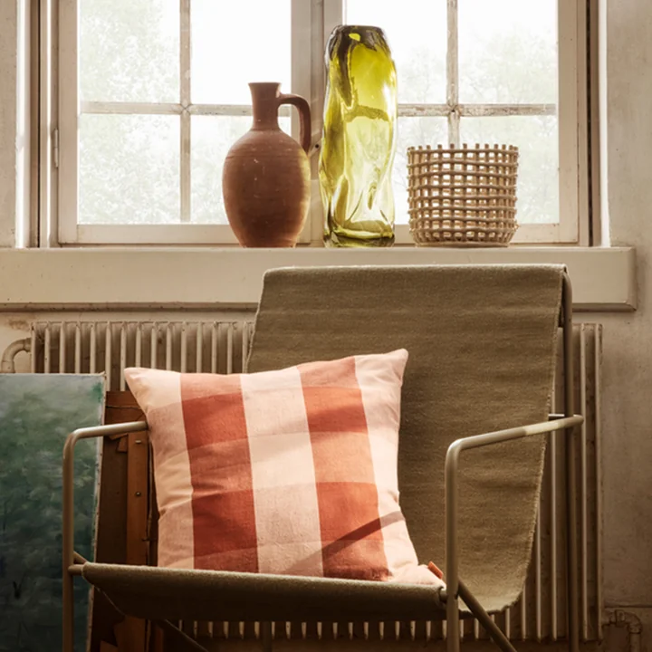Grand Cushion van Ferm Living in roze / roestrood