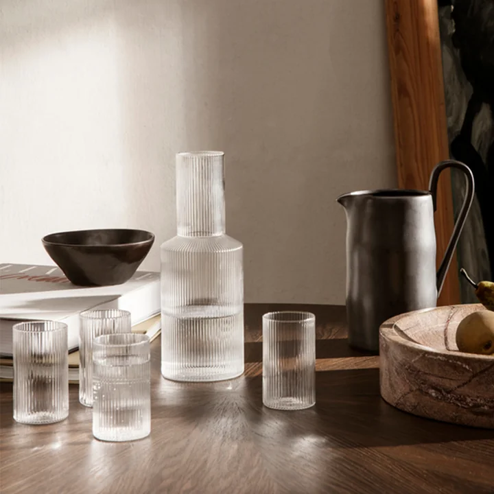 Ripple Glazen (set van 4) en karaf van Ferm Living