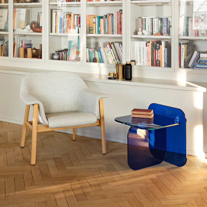 Blikvanger in de woonkamer van glas