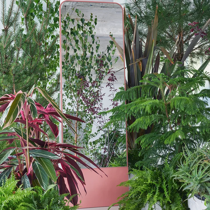 De Fridrich spiegel in bloemensfeer