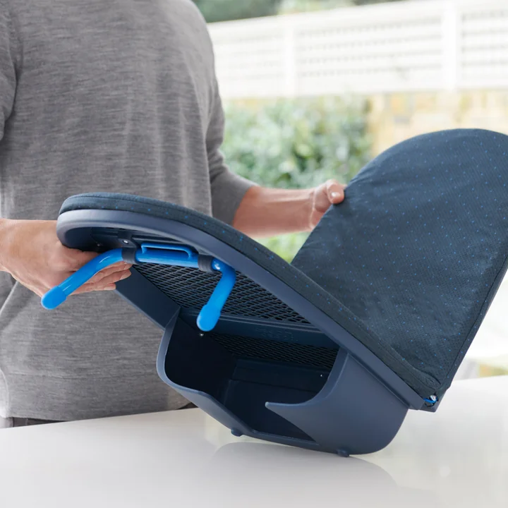 Glide Pocket Tafel strijkplank van Joseph Joseph