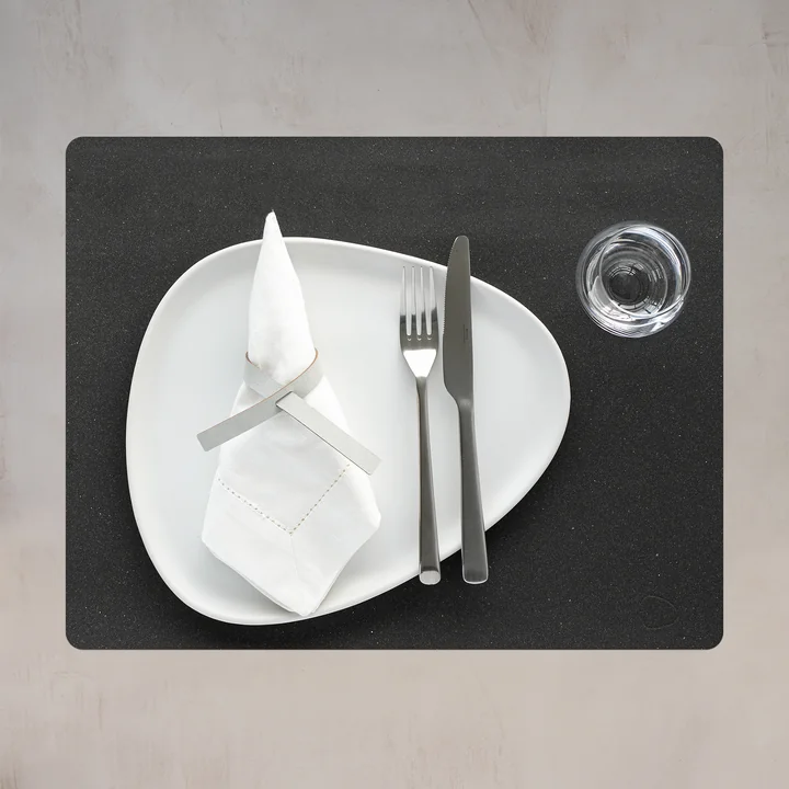 Lederen tafelset in zwart