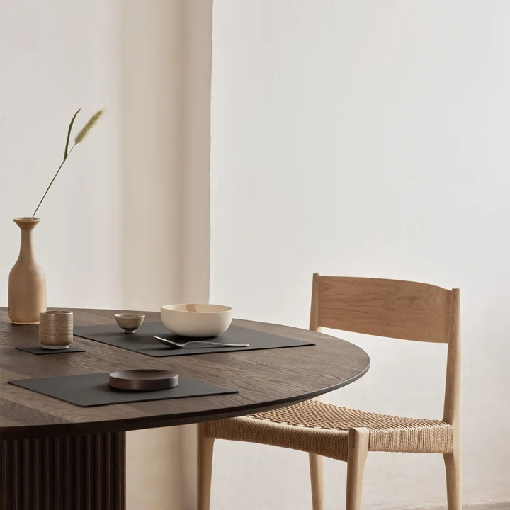 Tijdloze Scandinavische stijl in de eetkamer