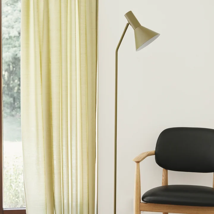 De Lyss vloerlamp in de woonkamer