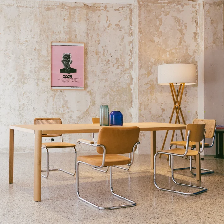 Stijlvolle houten eettafel