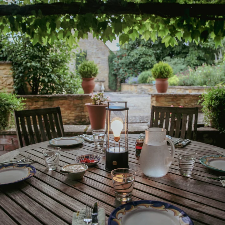 The Muse Oplaadbare LED tafellamp van Tala