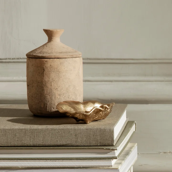 Ura Geurkaars van Ferm Living in het design Pale Sienna, Kamille