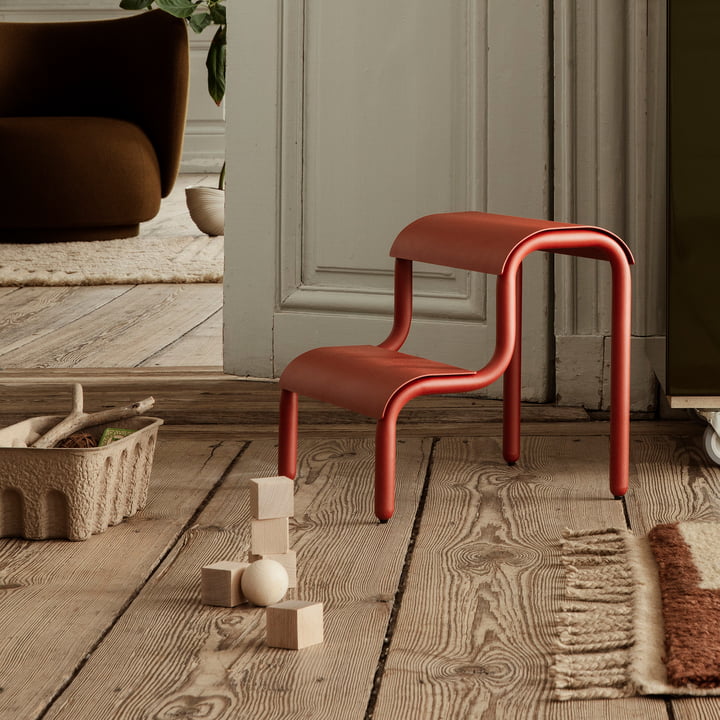 Up Step Multifunctionele kruk van ferm Living in de kleur poppy red