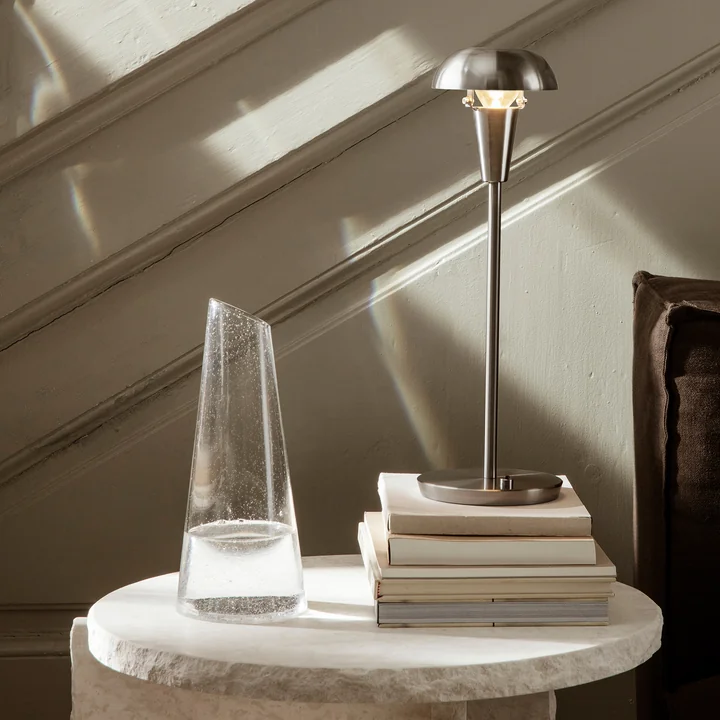 Tiny Tafellamp van Ferm Living in de nikkel afwerking