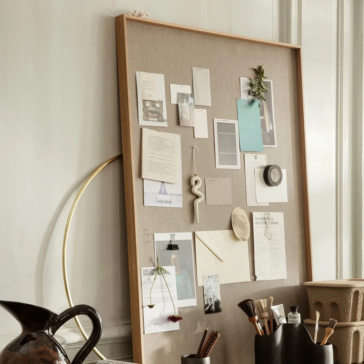 Scenery Prikbord van Ferm Living in de uitvoering eiken natuur / beige