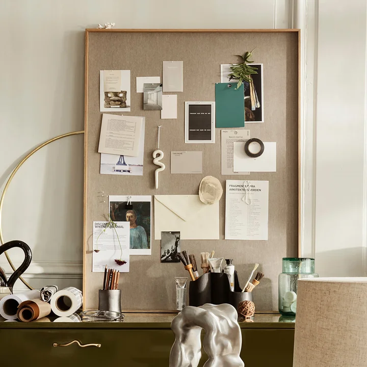 Scenery Prikbord van Ferm Living in de uitvoering eiken natuur / beige