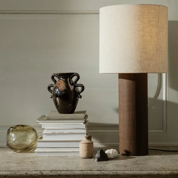 Post Staande vloerlamp van Ferm Living in de uitvoering Solid, gerookt eiken