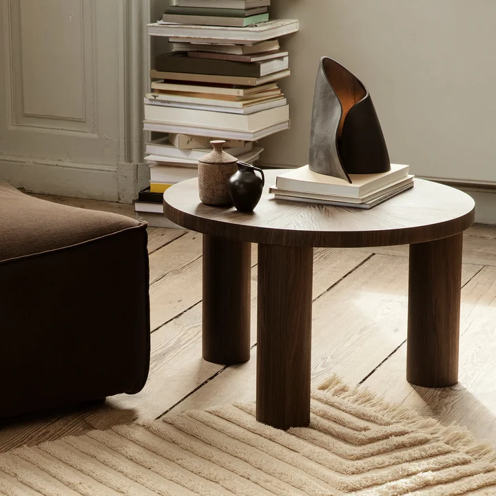 Oyster tafellamp van Ferm Living in de kleur zwart