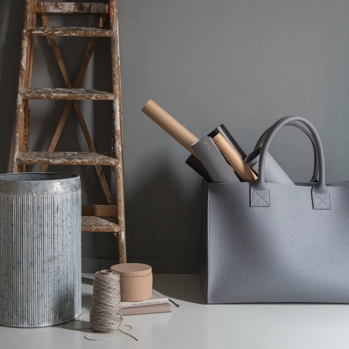 Big Vilten mand met 2 handvaten van Hey Sign