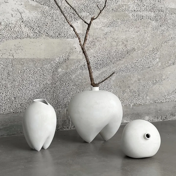 Sumo Vazen van 101 Copenhagen in beenwit