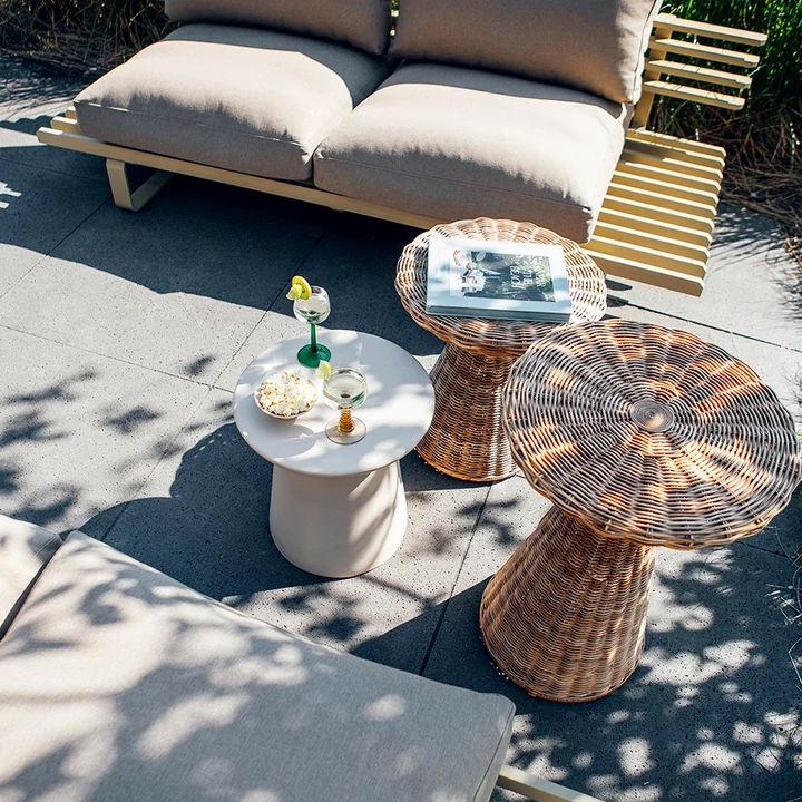 Rotan bijzettafel van HKliving in de natuurlijke versie