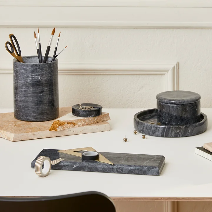 Marmer in donkergrijs van yunic