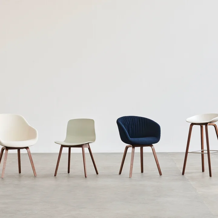 About A Chair AAC 12 van HAY