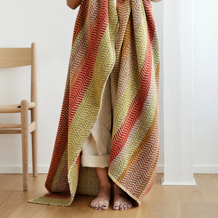 Fri Deken van Røros Tweed in summer red