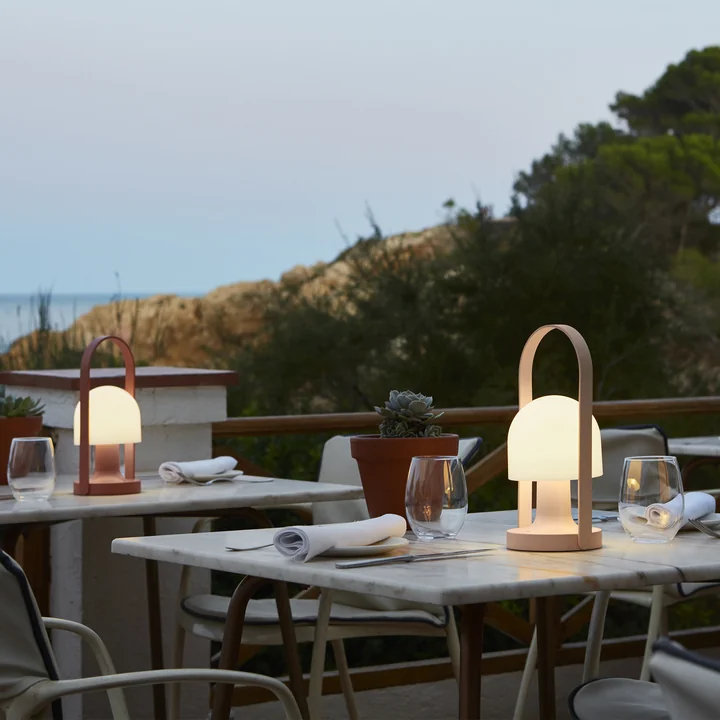 FollowMe Outdoor Batterij LED Tafellamp van marset