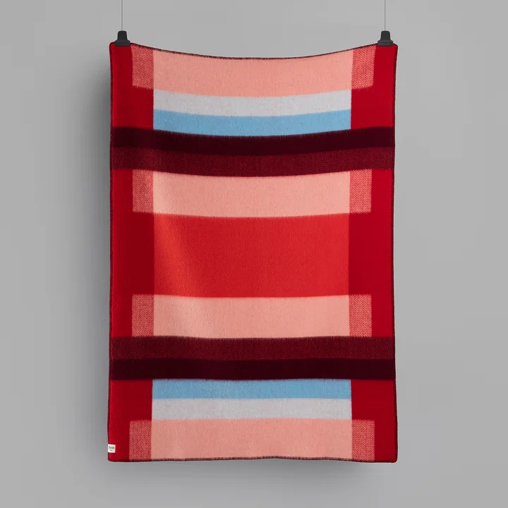 Mikkel Wollen deken 200 x 135 cm van Røros Tweed in rood