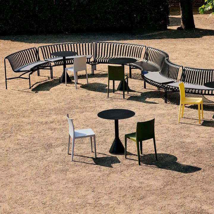 Palissade Park Dining Bench HAY uit in de kleur antraciet met zitkussen