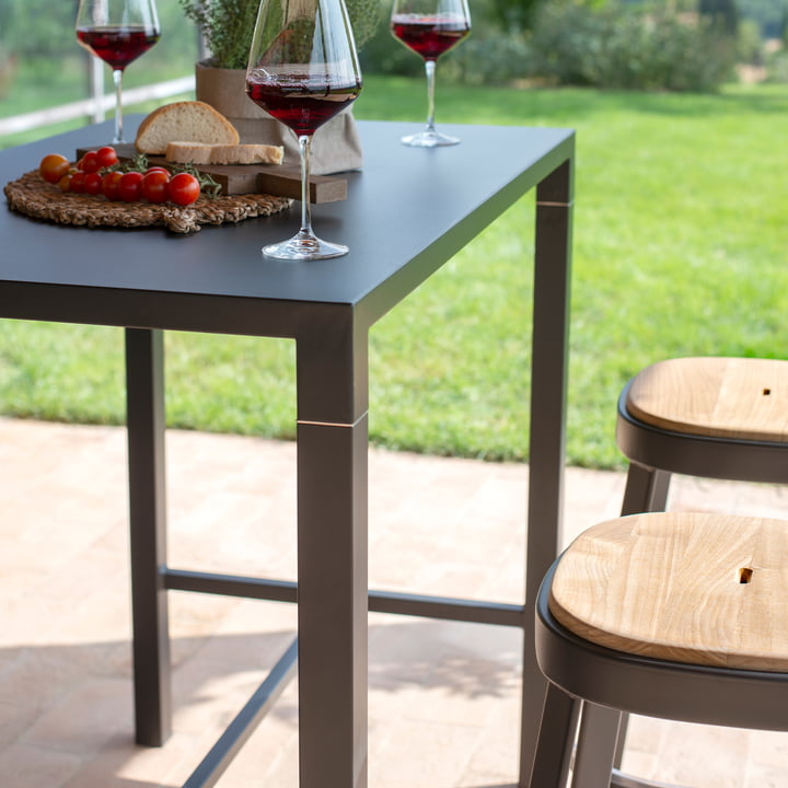 Nova Outdoor Hoge tafel van Emu