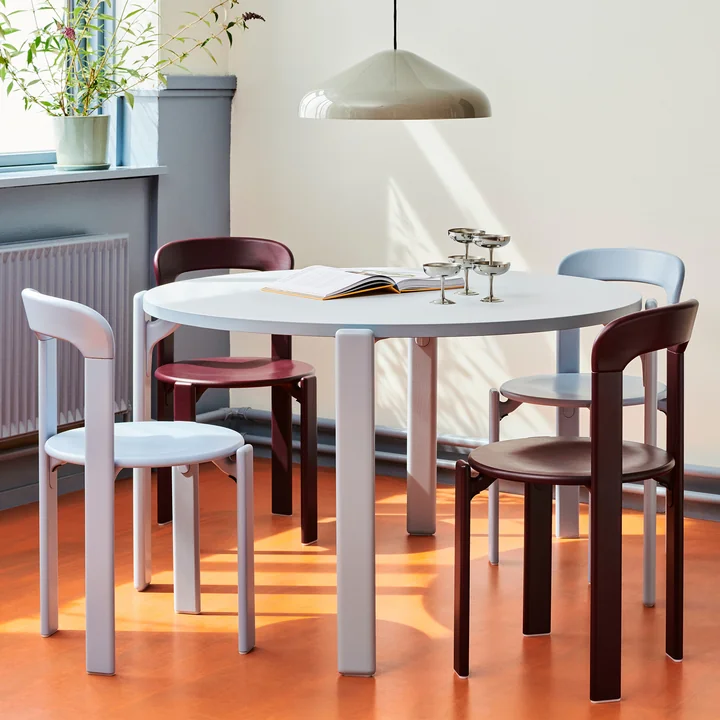 Rey Eettafel, Ø 128,5 cm, slate blue / laminaat lichtgrijs van HAY