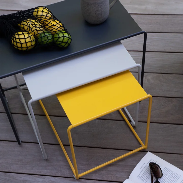 Oulala Set van gedekte tafels, antraciet / kleigrijs / honing door Fermob