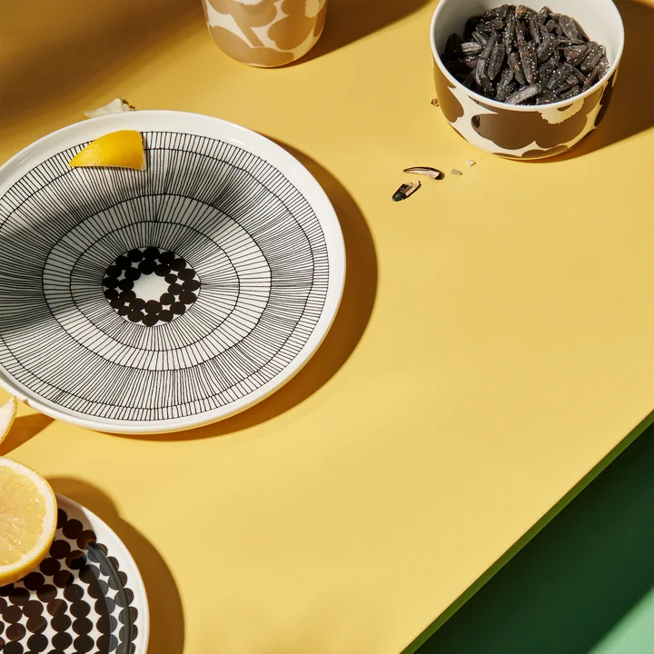 Unikko en Siirtolapuutarha van Marimekko