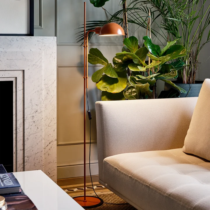 Funiculí Staande lamp, H 135 cm, terracotta by marset