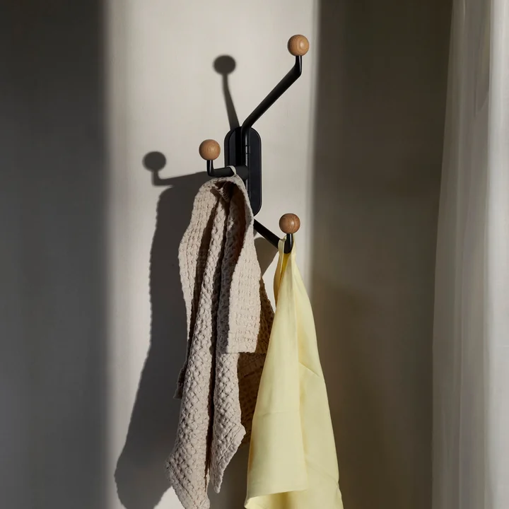 Capture Kapstokhaak SC74, klein, grafiet / eik by & Tradition